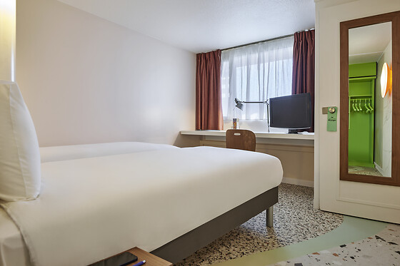 Greet Hotel Versailles - Voisins Le Bretonneux - photo 1