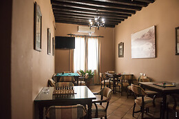 HOTEL LA CASA GRANDE