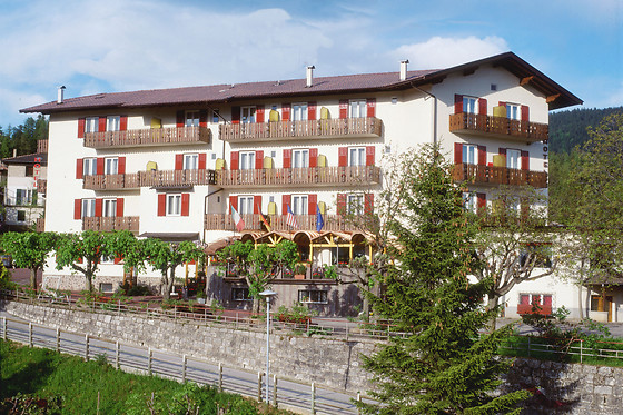 Hotel Panorama Wellness & Resort - photo 20