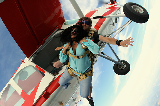 Saut en parachute en tandem - 109 parachutisme - Tallard (05)