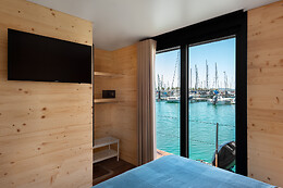 BOAT HAUS