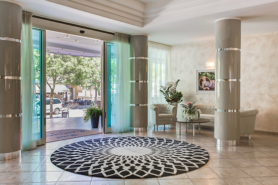 Hotel Continental - photo 0