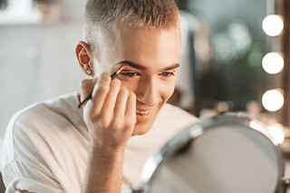 Atelier d'initiation à l’auto-maquillage à Lyon (69)