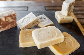 Atelier fabrication de savon artisanal au lait de brebis (09)