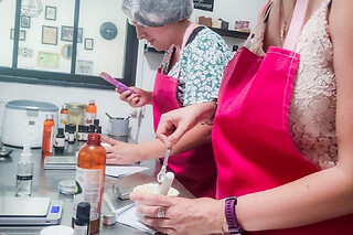 Atelier fabrication d’un baume & exfoliant à lèvres à Labège