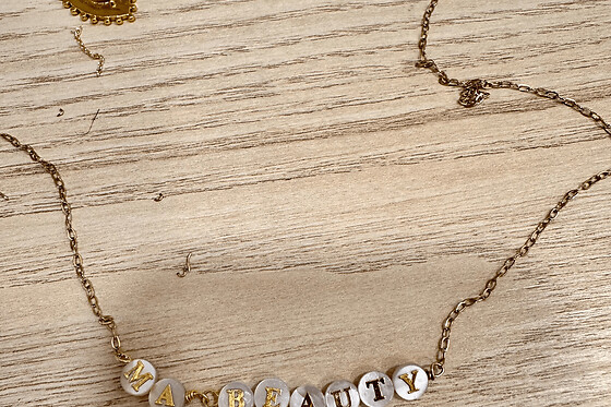Atelier personnalisation de bijoux à Paris 15ème