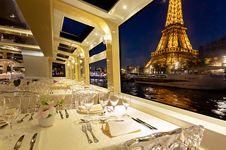 Un repas pour 2 à Eiffel Croisières à Paris (75016)