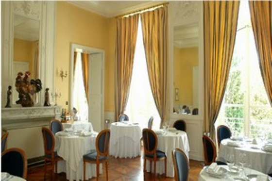 Repas gourmand pour 2 à l'hôtel de Bastard à Lectoure (32)
