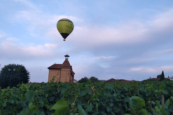 Vol en Montgolfière dans le Beaujolais à Liergues (69) - Vol Plaisir - Week-end (vendredi soir, samedi et dimanche)
