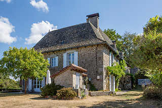Un séjour pour 2 à À la Clairière à Marcolès (15)